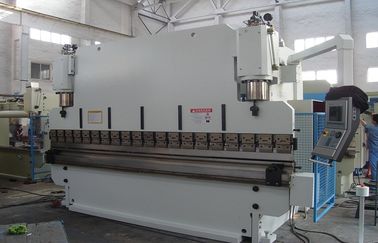 Delem CNC ไฮดรอลิกดเบรคความหนา 6mm 200T แผ่นเหล็กดัด