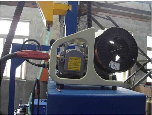 Larege โคมไฟขนาดเส้นผ่าศูนย์กลางโพสต์เสาไฟปิดเครื่องเชื่อม 60 - 340mm 16 เมตรสูงสุด