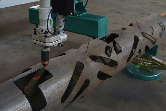 2500 มม เครื่องตัดเบา Pole เครื่องตัดเบา Pole ประตู CNC